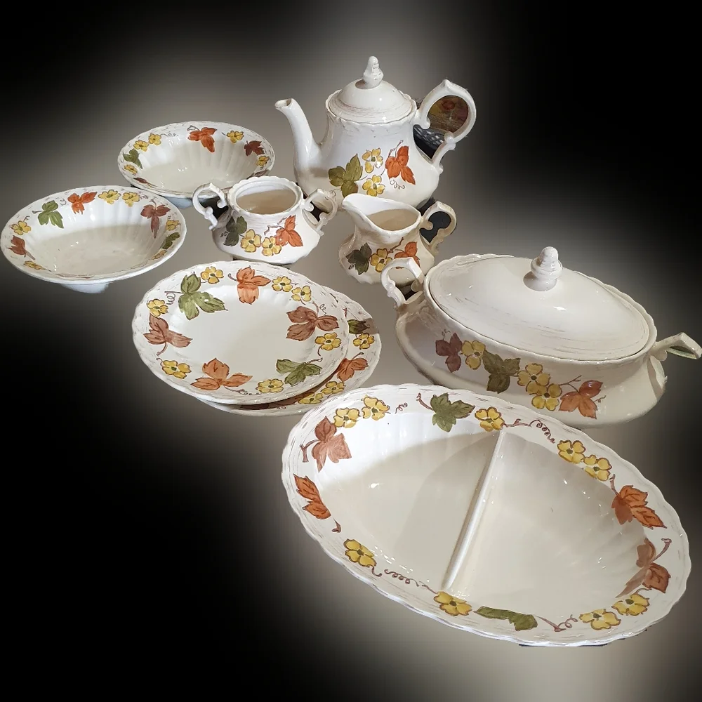 True Vintage 1950s teapot creamer sugar bowl set 1930s 1940s